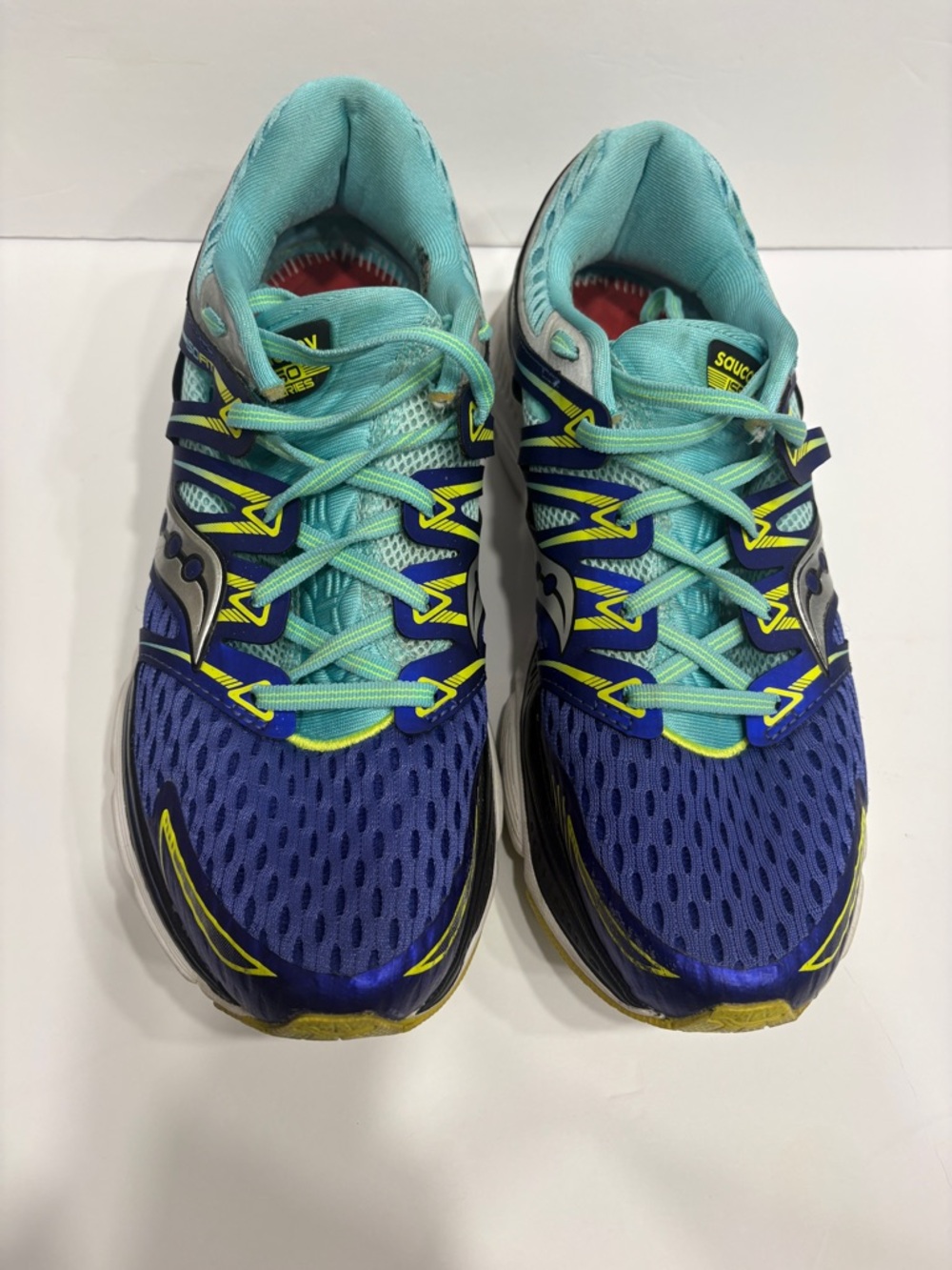 Saucony Triumph ISO Series Women’s Running Shoes | Size 11
